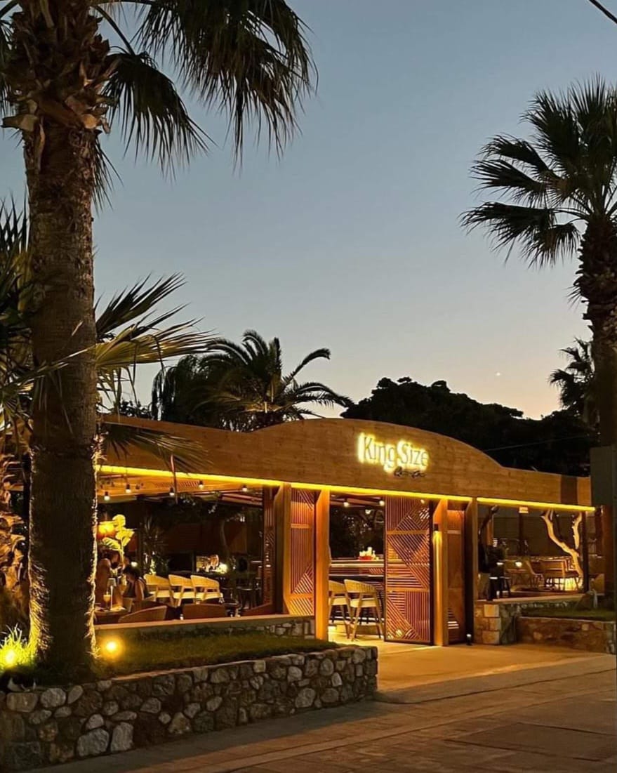 King Size Resto Bar