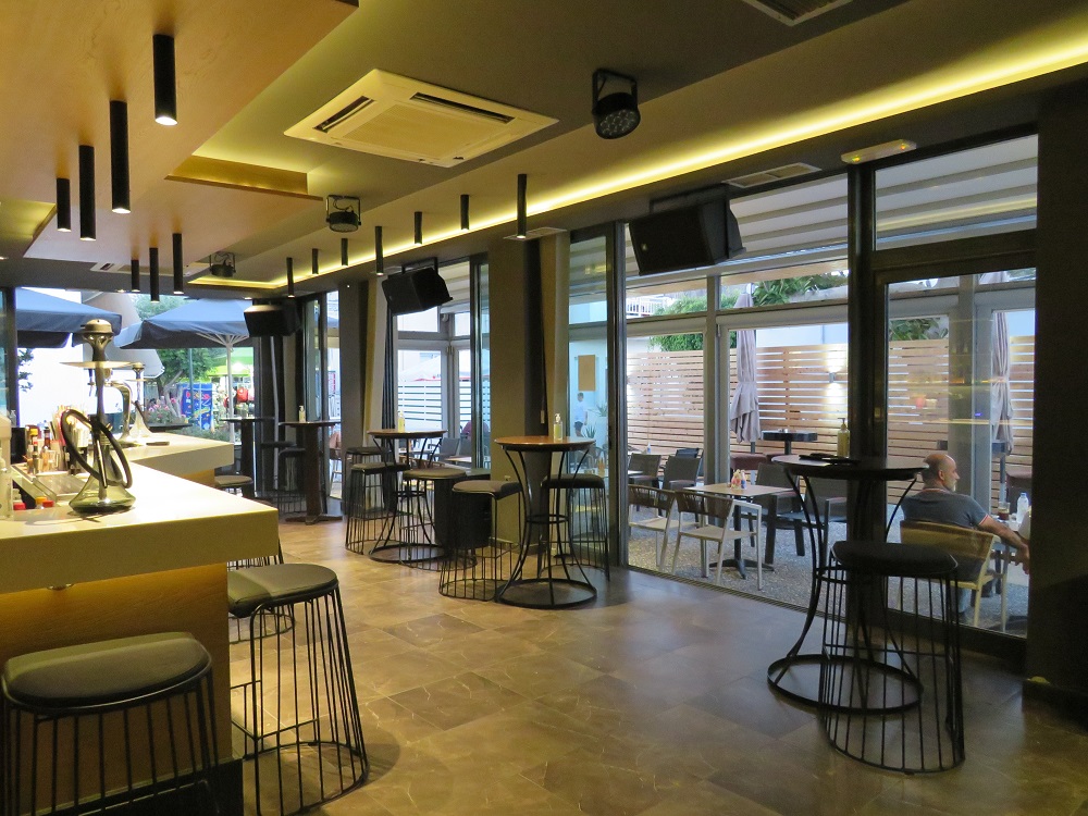 Chill Out Bar