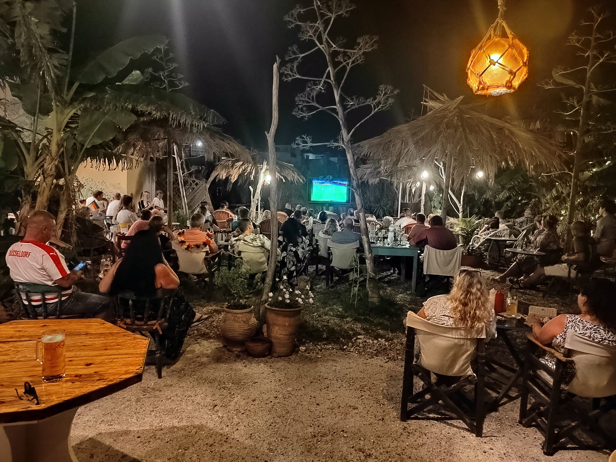 Aplo Beach Bar